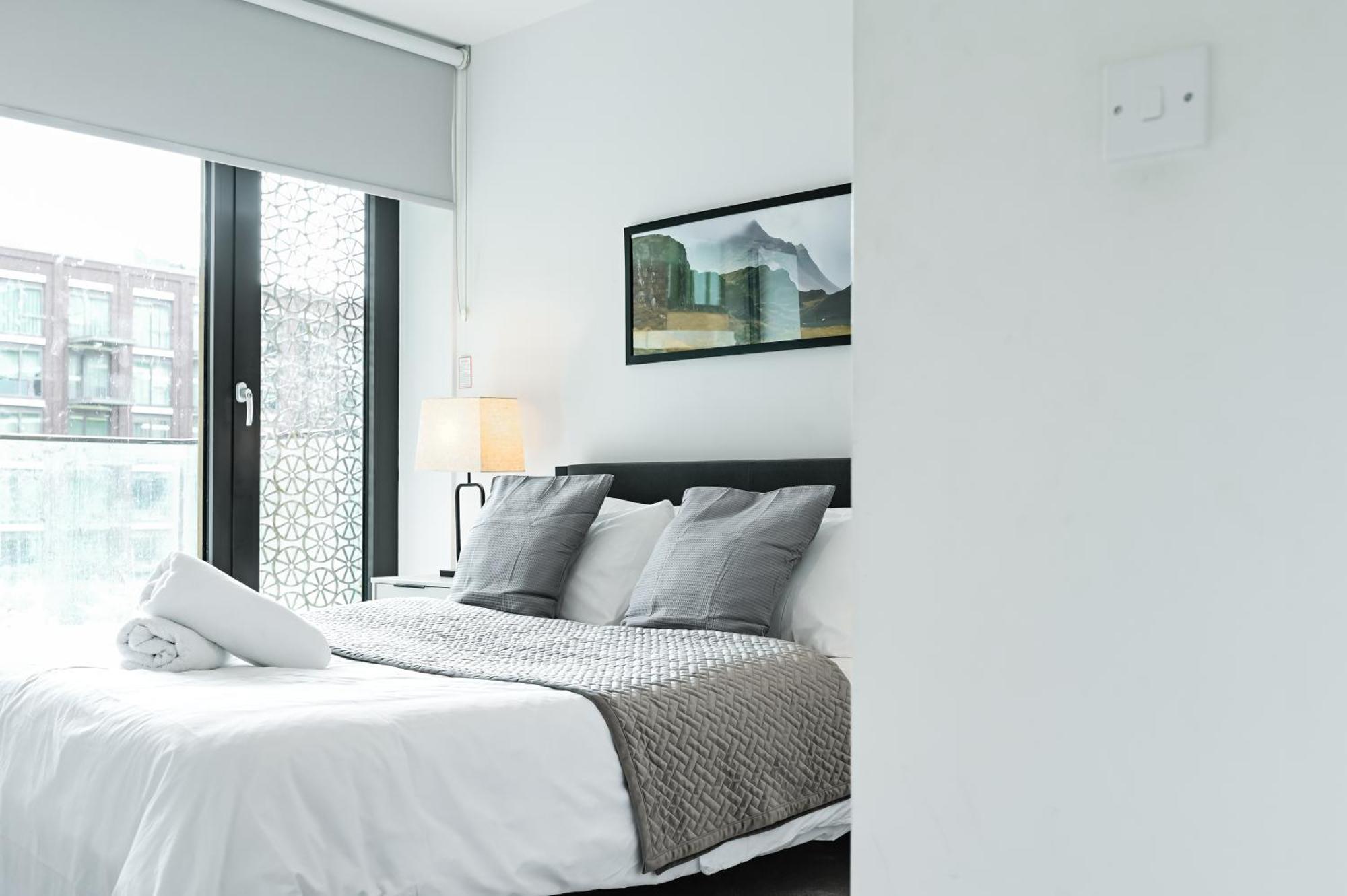 Khayat Homes - The Cosy Cabo - One Bed Apt Лондон Екстер'єр фото