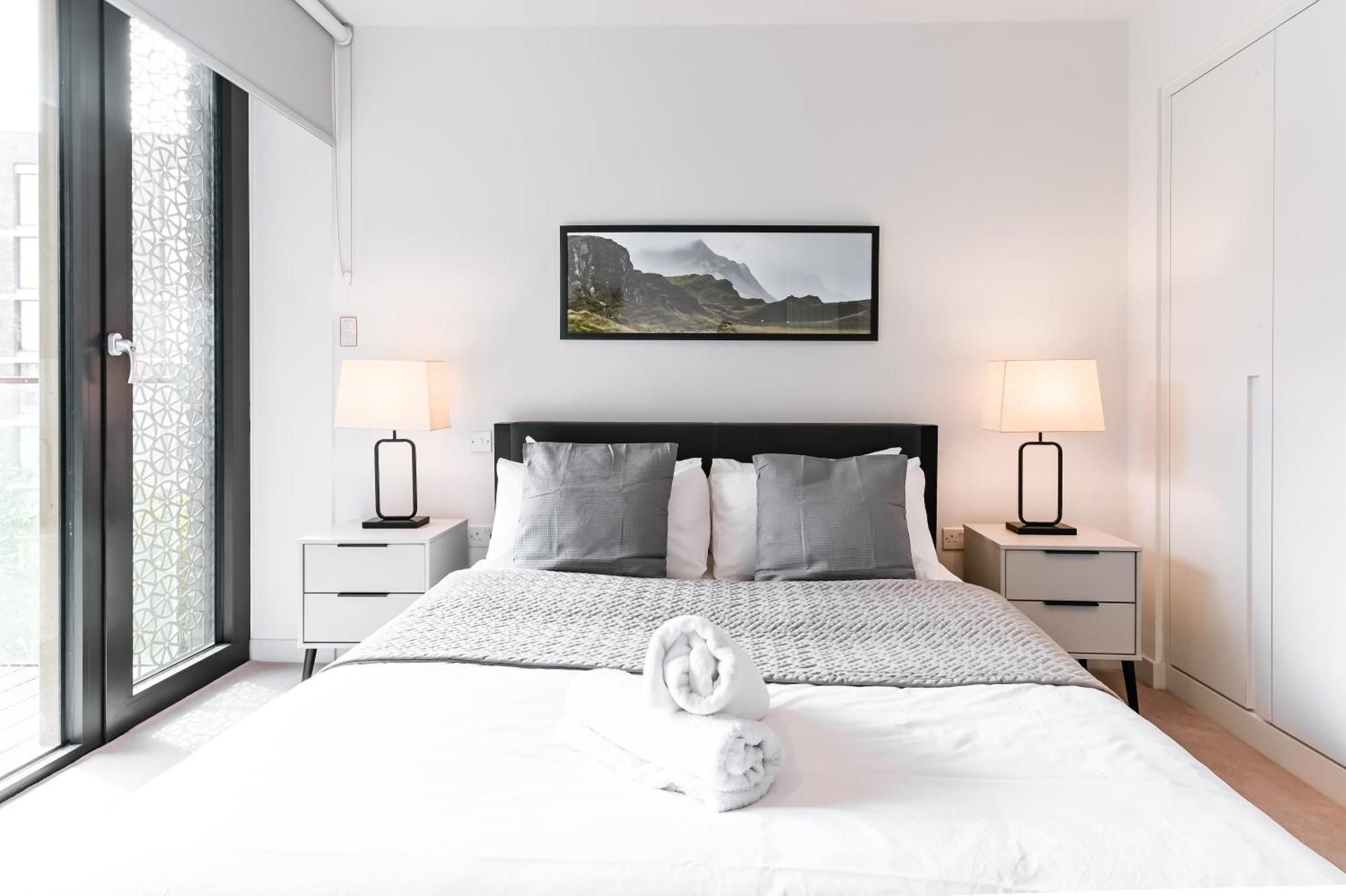 Khayat Homes - The Cosy Cabo - One Bed Apt Лондон Екстер'єр фото